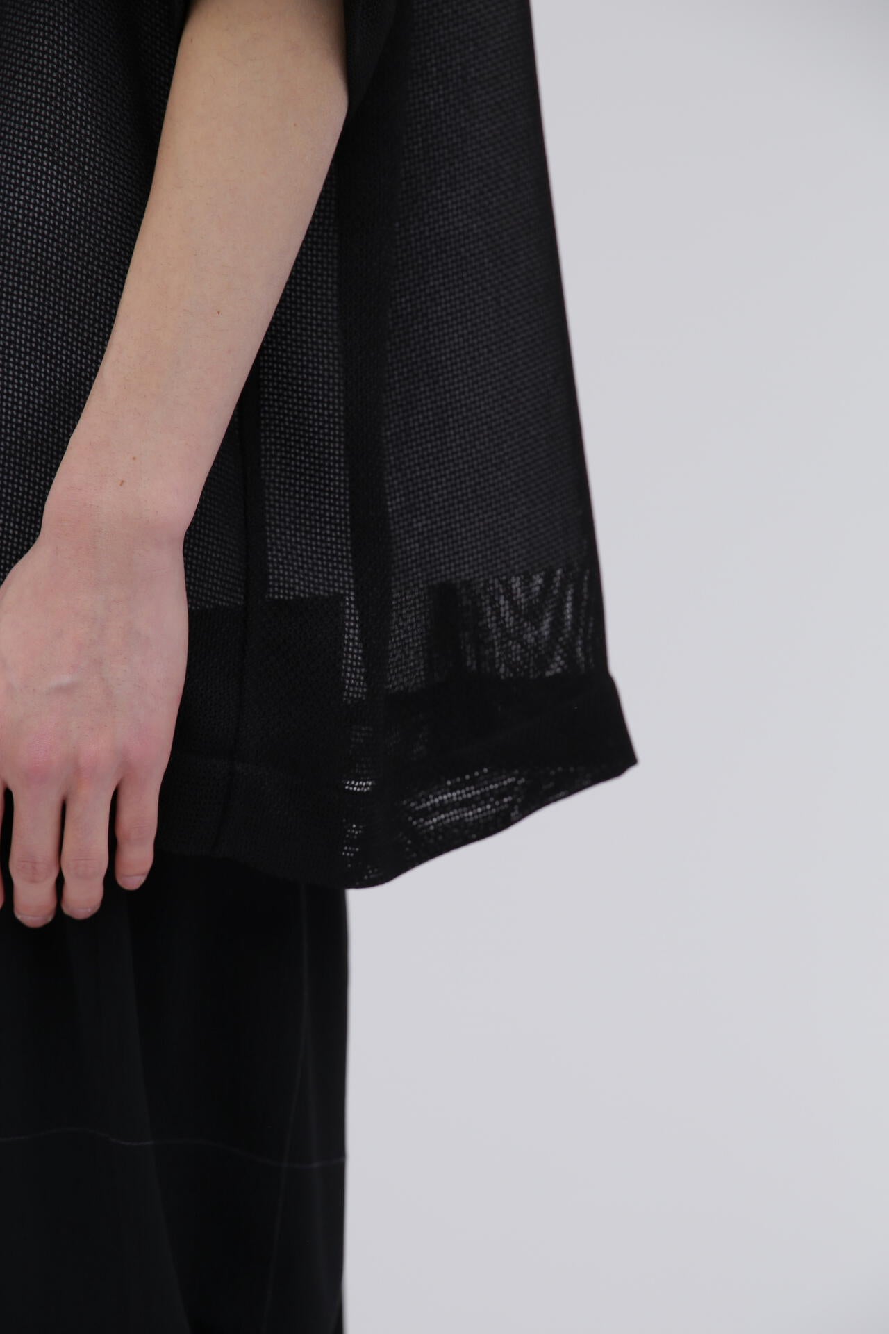 SU / MESH S/S SHIRTS