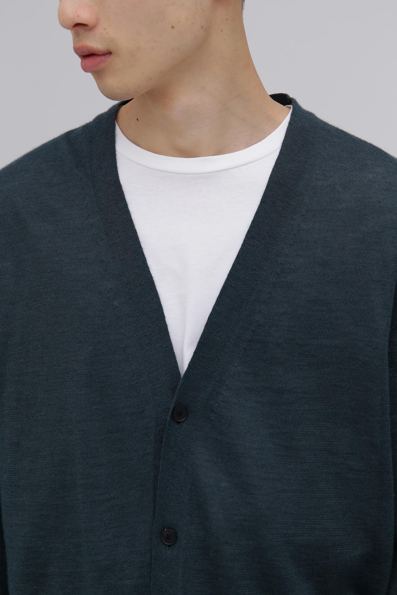 ATON / RAMIE CASHMERE V-NECK KNIT CARDIGAN