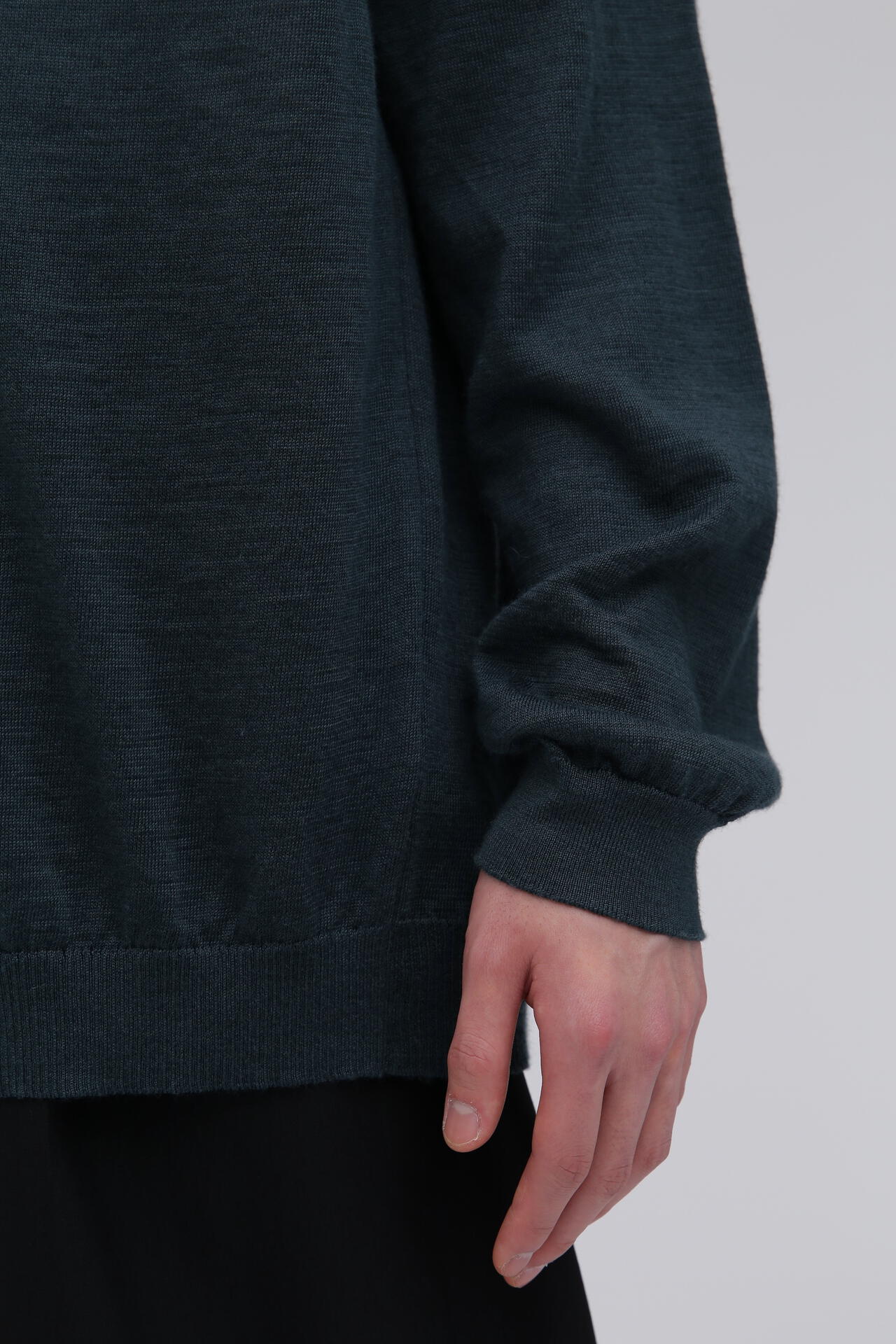 ATON / RAMIE CASHMERE V-NECK KNIT CARDIGAN