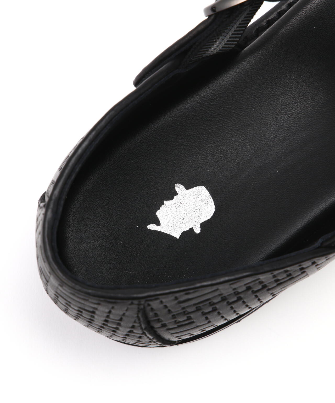 Tomo & Co / EMBOSSED CZECH GURKHA SANDAL