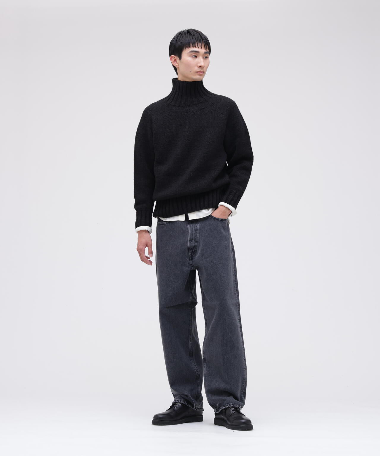 slopeslow / yoke top turtle neck sweater