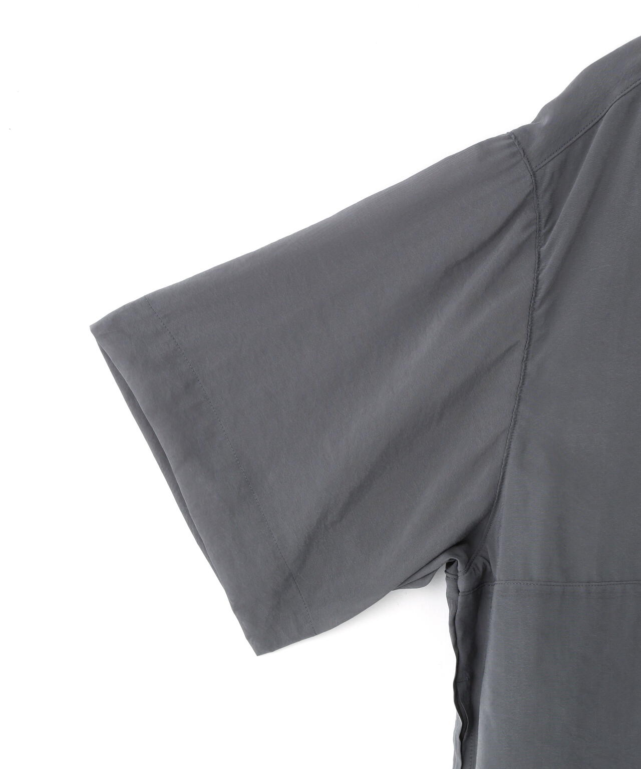 SU / ZIP SHORT SLEEVE SHIRTS