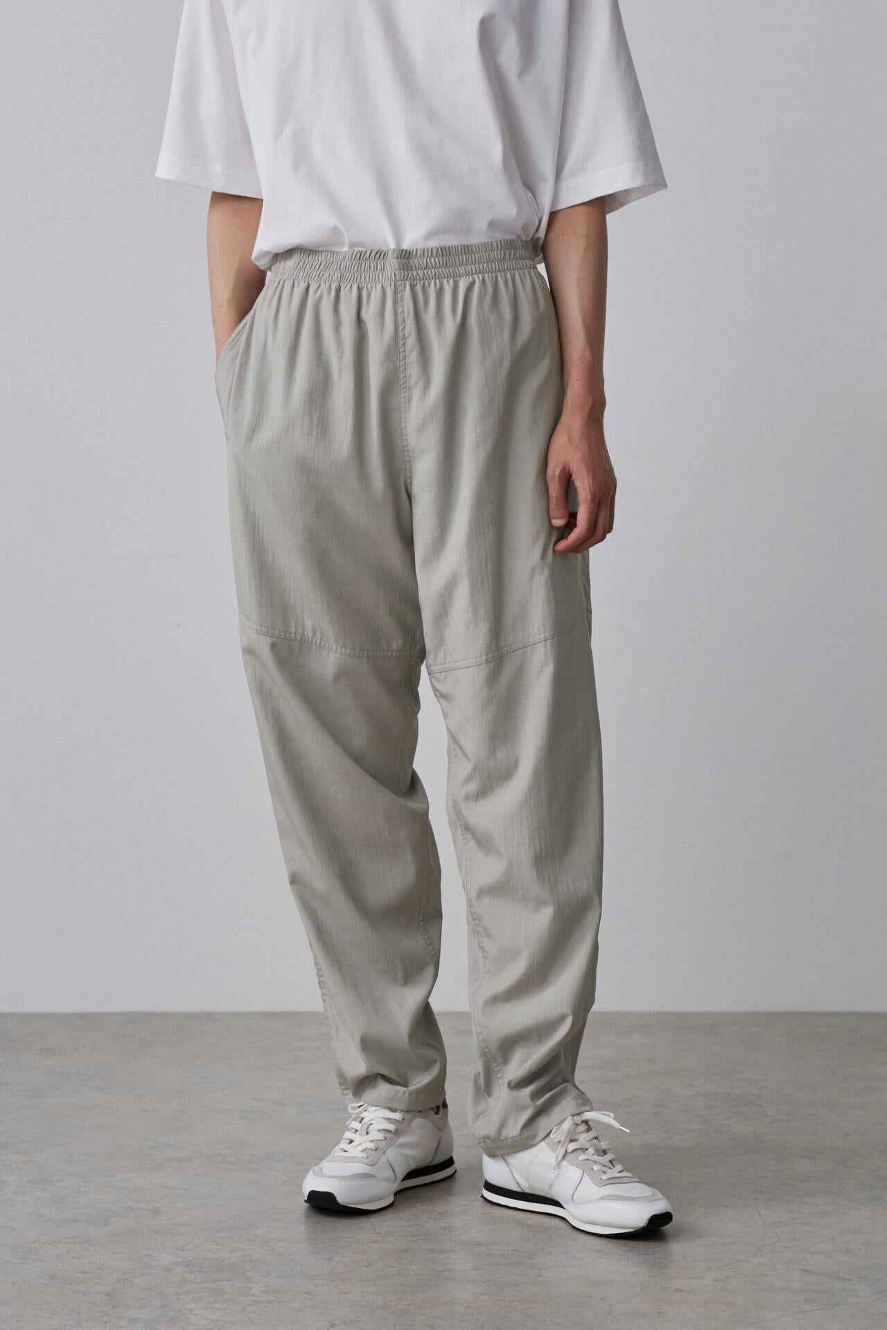 YLEVE / NYLON SILK JOGGER PT