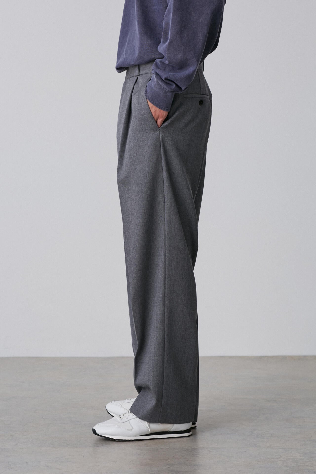 YLEVE / WOOL SURGE TROUSERS