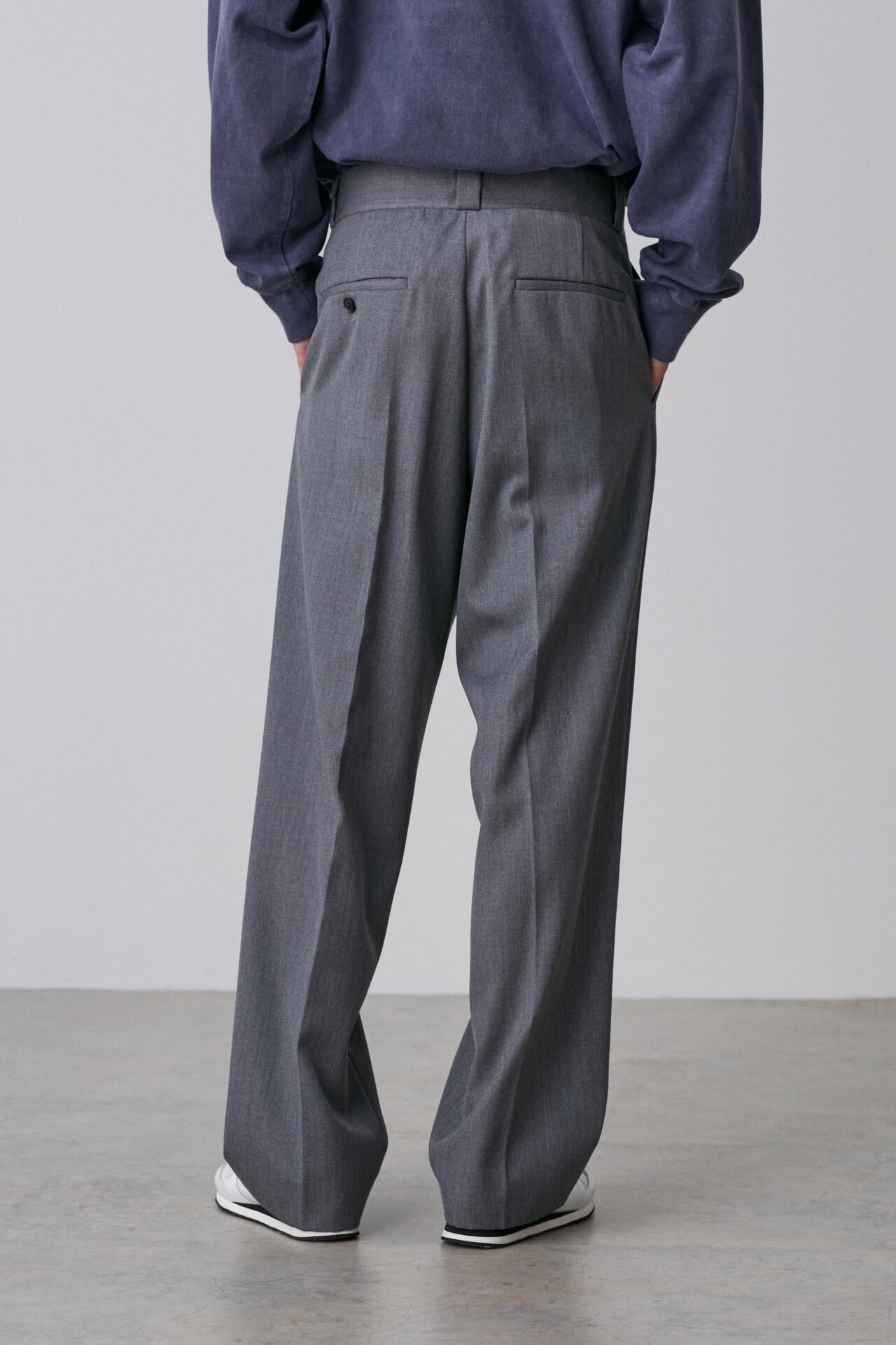 YLEVE / WOOL SURGE TROUSERS