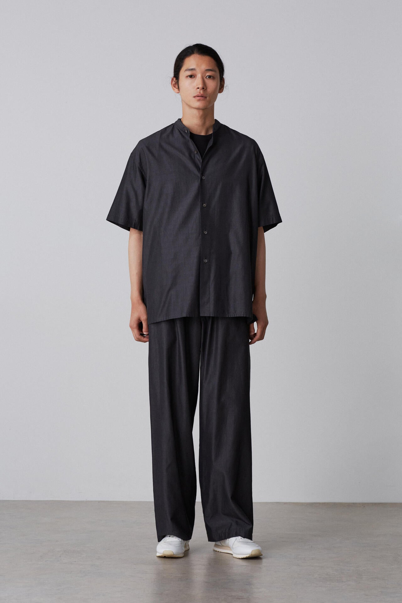 YLEVE / SILK CHAMBRAY SHIRT