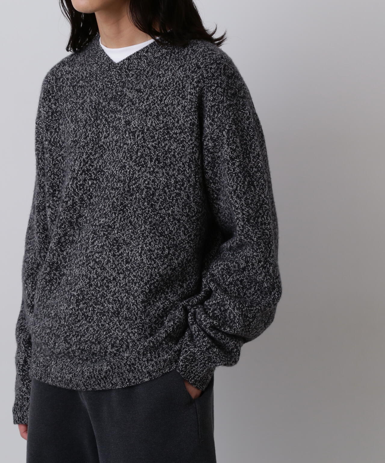 YLEVE / WOOL CASHMERE MELANGE KNIT V NECK PULL OVER