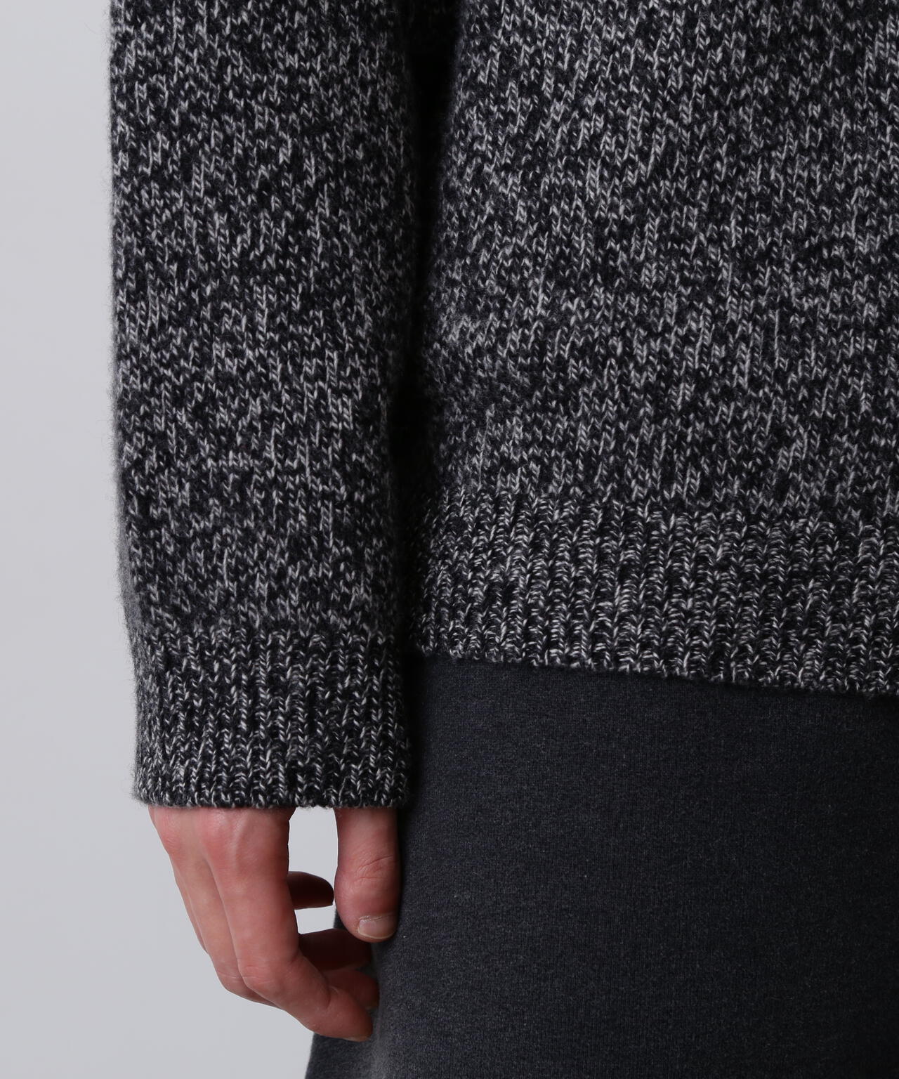YLEVE / WOOL CASHMERE MELANGE KNIT V NECK PULL OVER