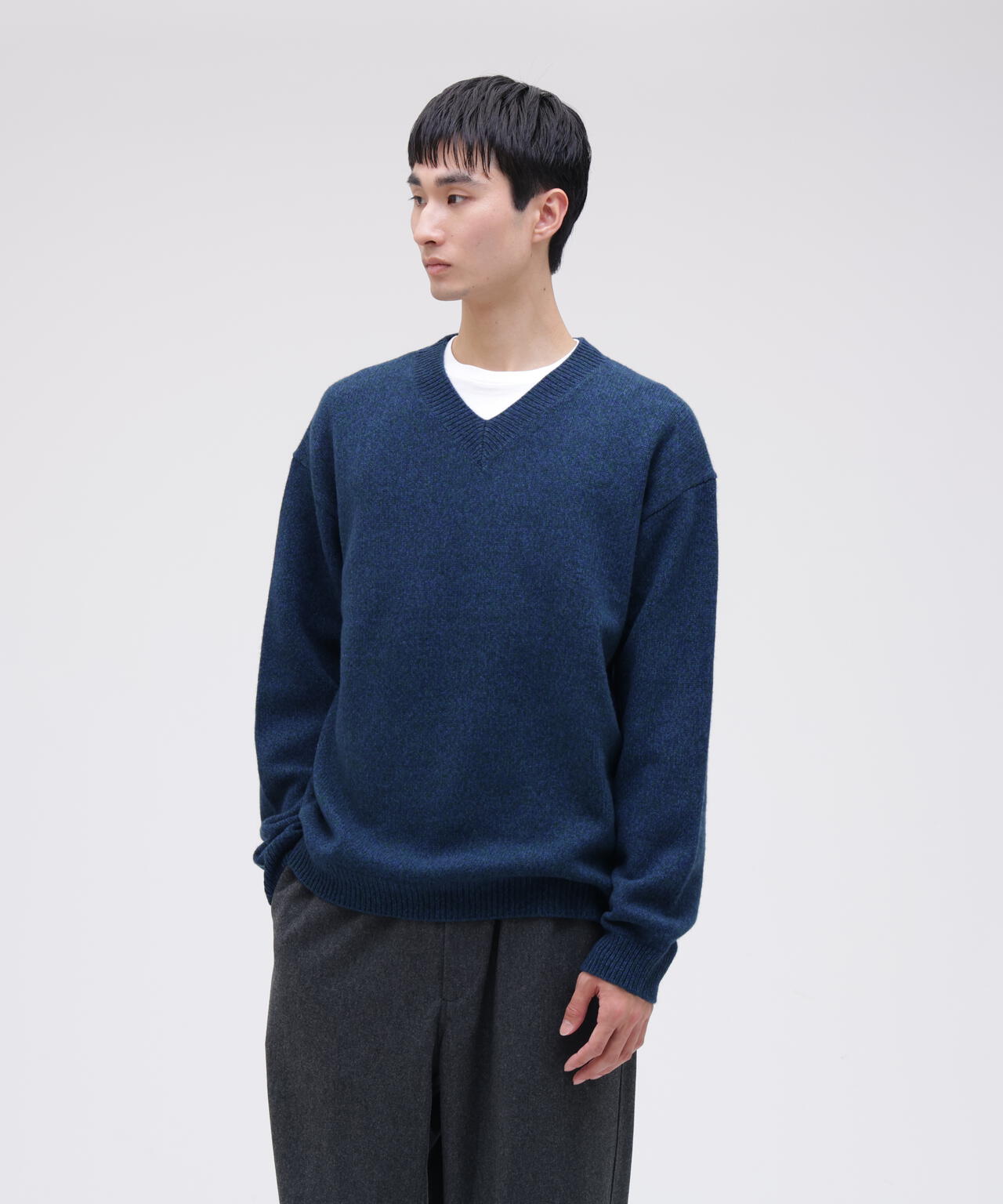 YLEVE / WOOL CASHMERE MELANGE KNIT V NECK PULL OVER