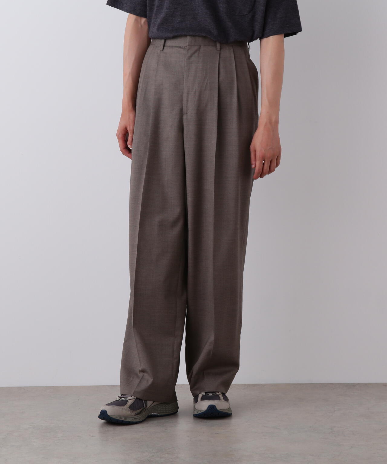 YLEVE / SUPER120'S CHAMBRAY WOOL 3TACK TROUSERS