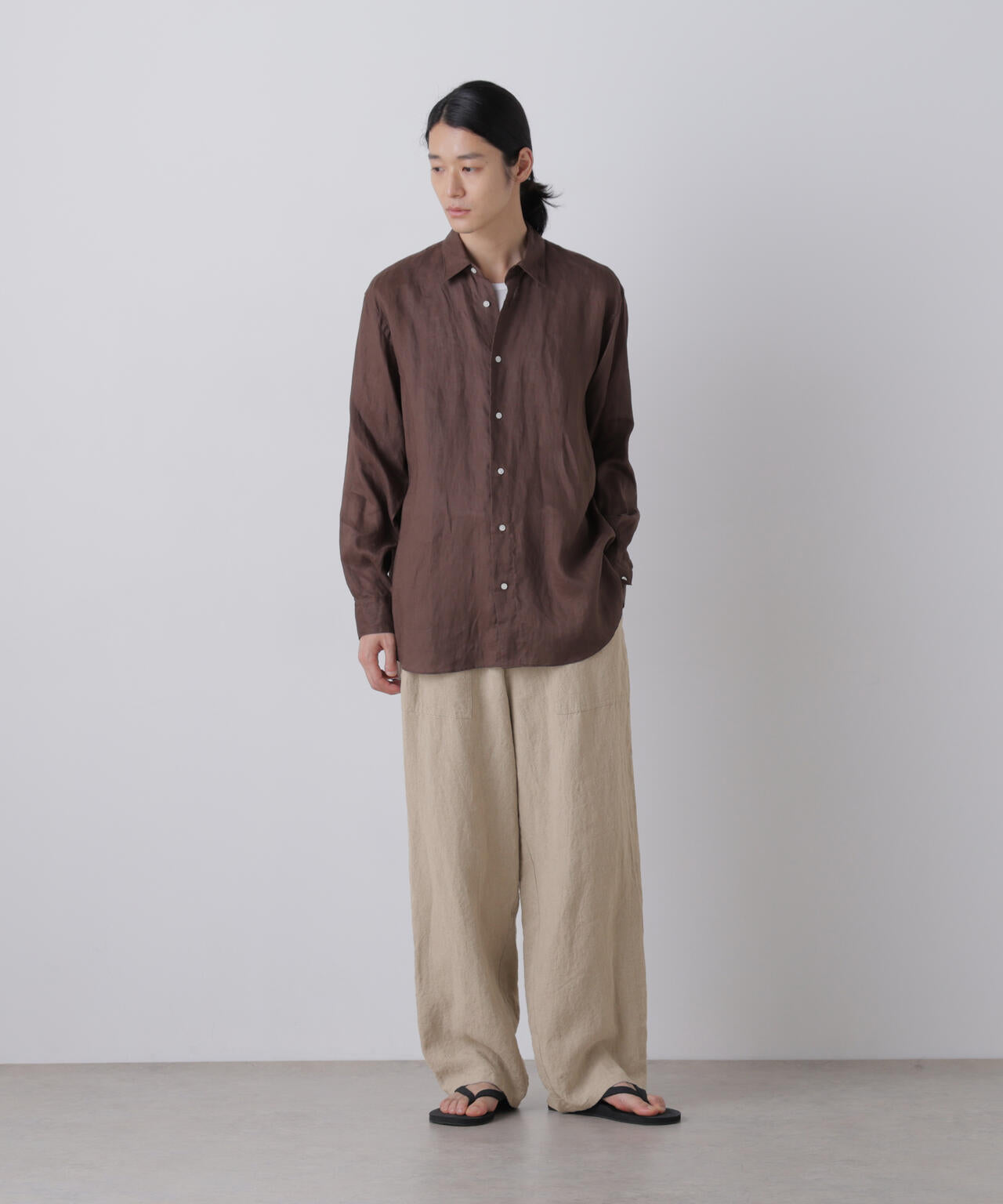 181cm C:84 W:70 H:91 着用サイズ：4