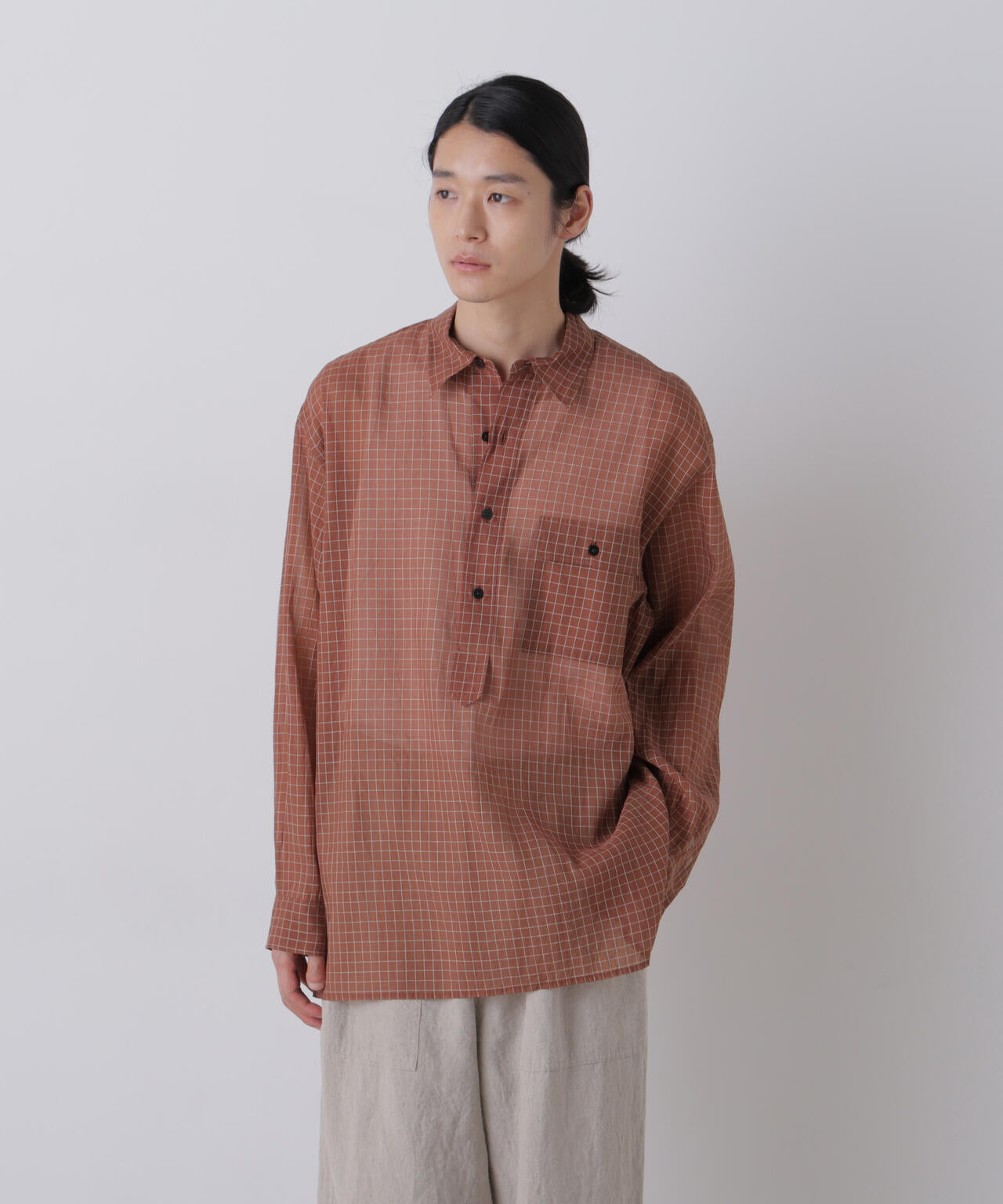 181cm C:84 W:70 H:91 着用サイズ：4