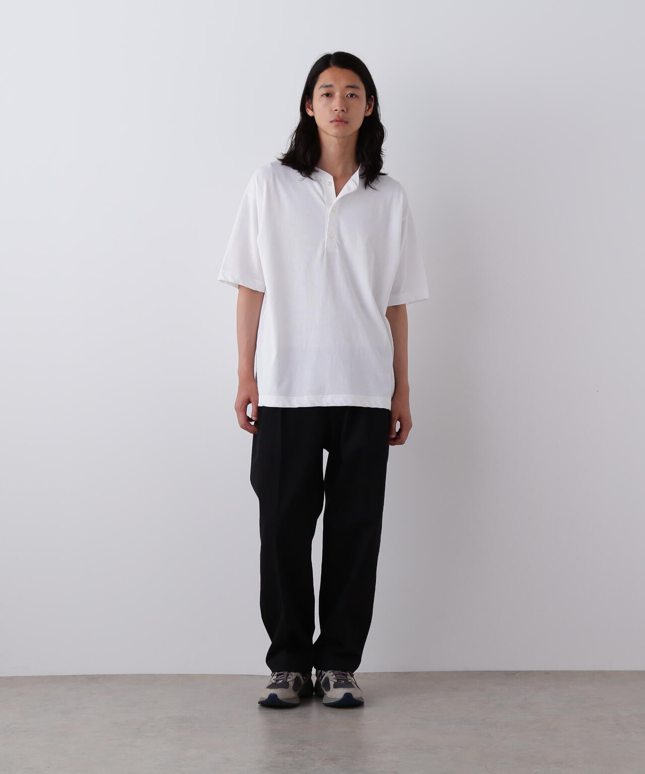 YLEVE / COTTON HIGH-TWISTED JERSEY HENRY NECK T-SHIRT