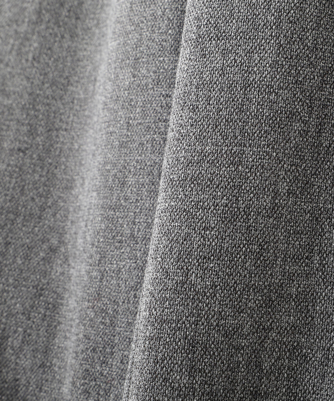 YLEVE / ROUGH WOOL TROUSERS
