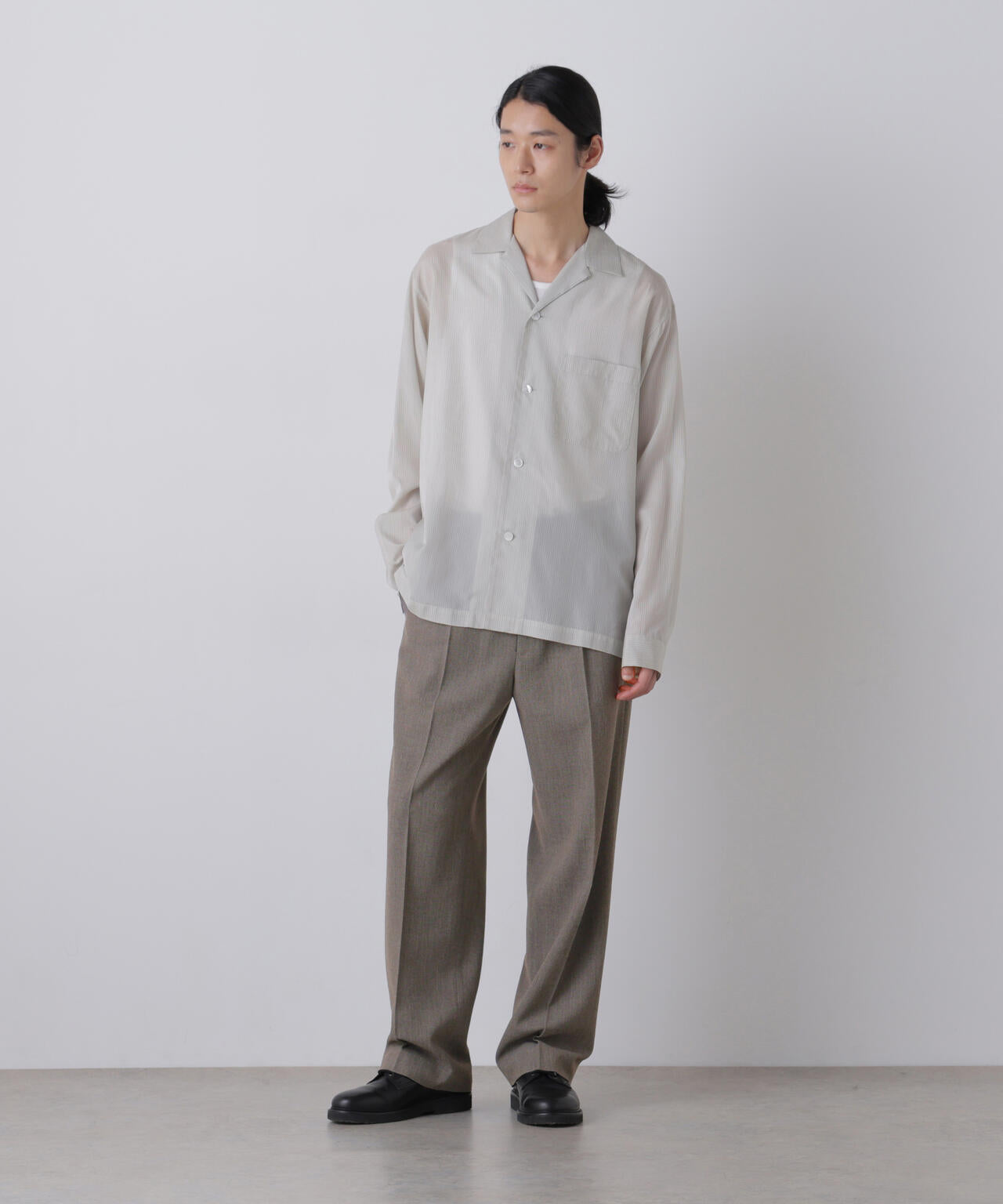 181cm C:84 W:70 H:91 着用サイズ：4