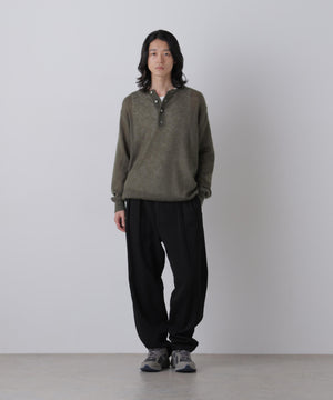 181cm C:84 W:70 H:91 着用サイズ：4