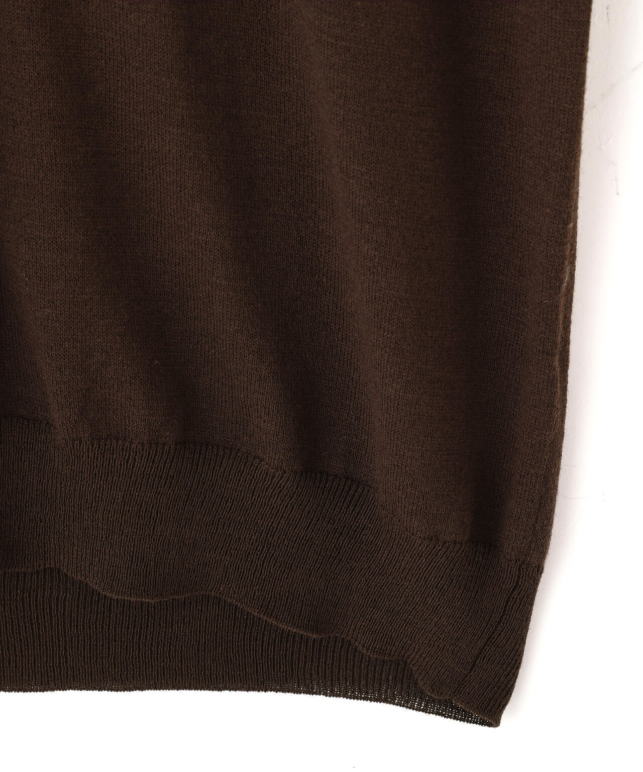 YLEVE / HIGH TWIST FINE WOOL V-NECK PULLOVER