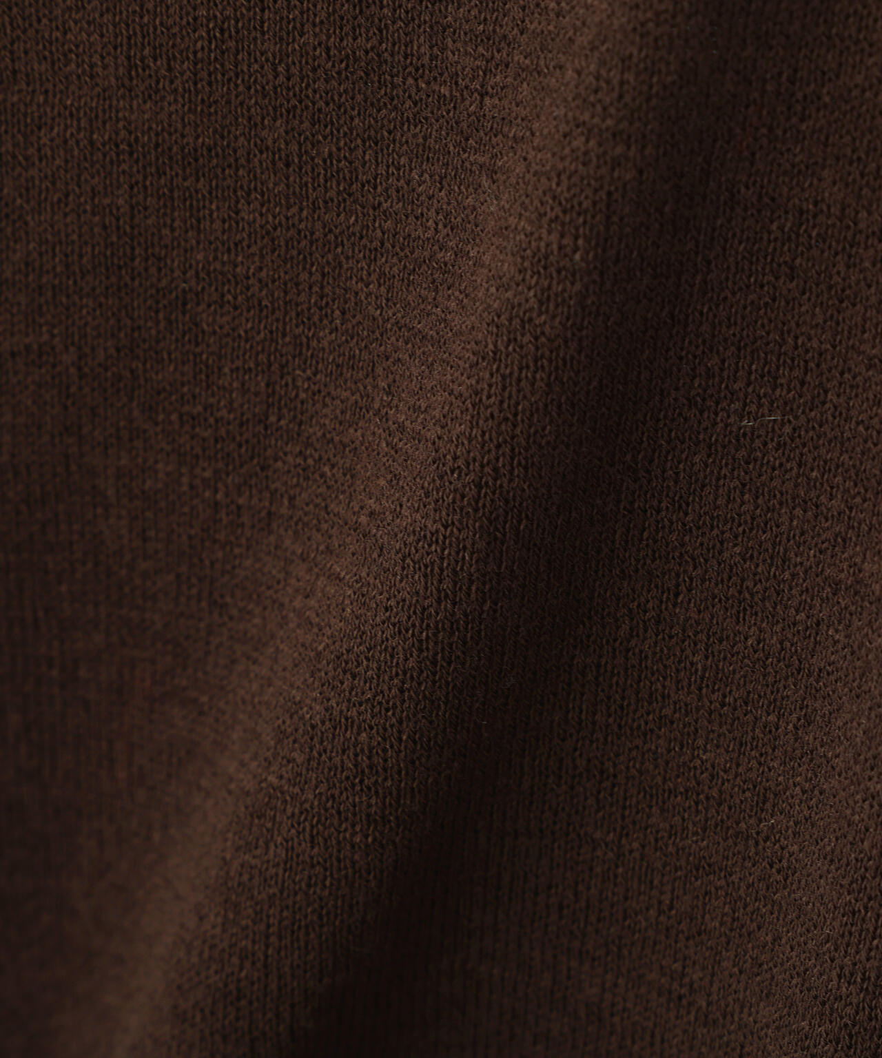 YLEVE / HIGH TWIST FINE WOOL V-NECK PULLOVER
