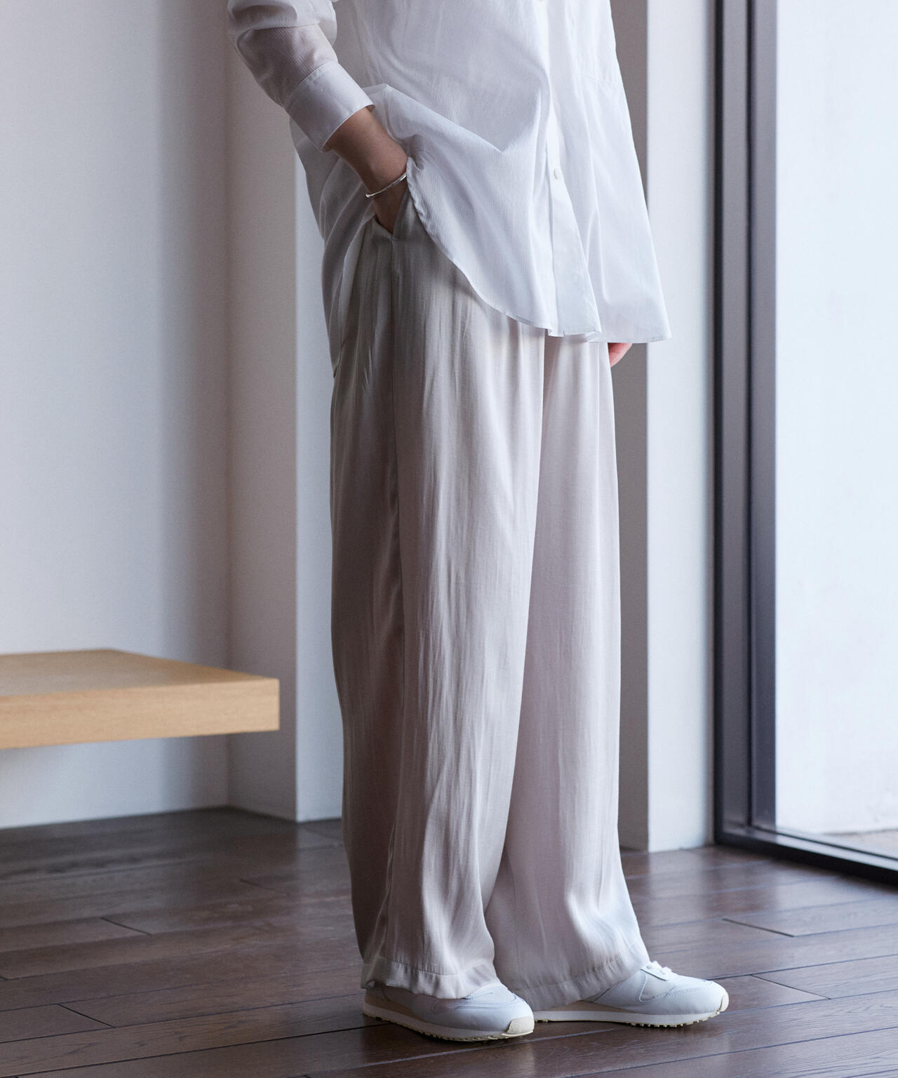 THE LIBRARY / SATIN EASY TROUSERS