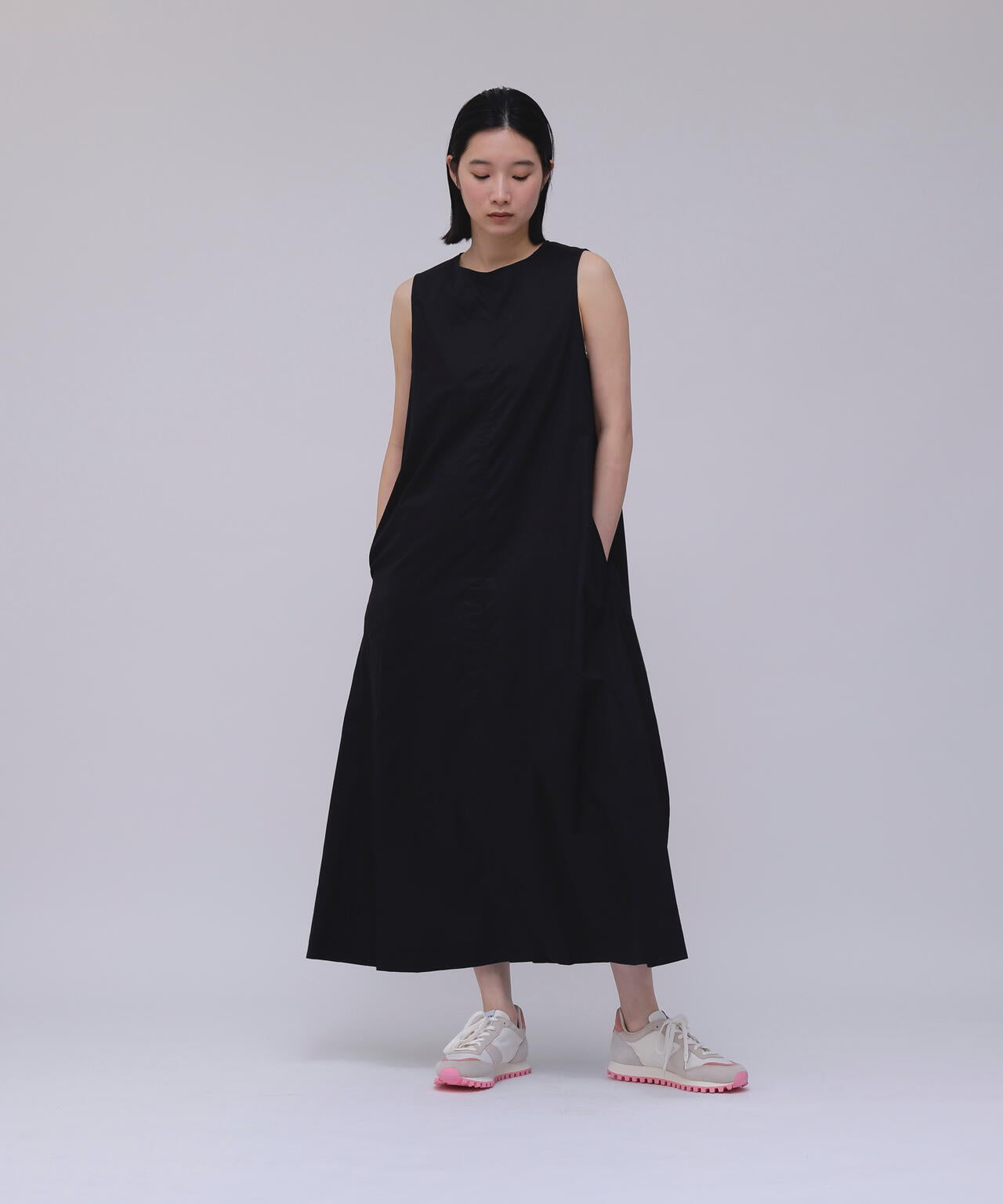 THE LIBRARY / COTTON LAWN ONE PIECE