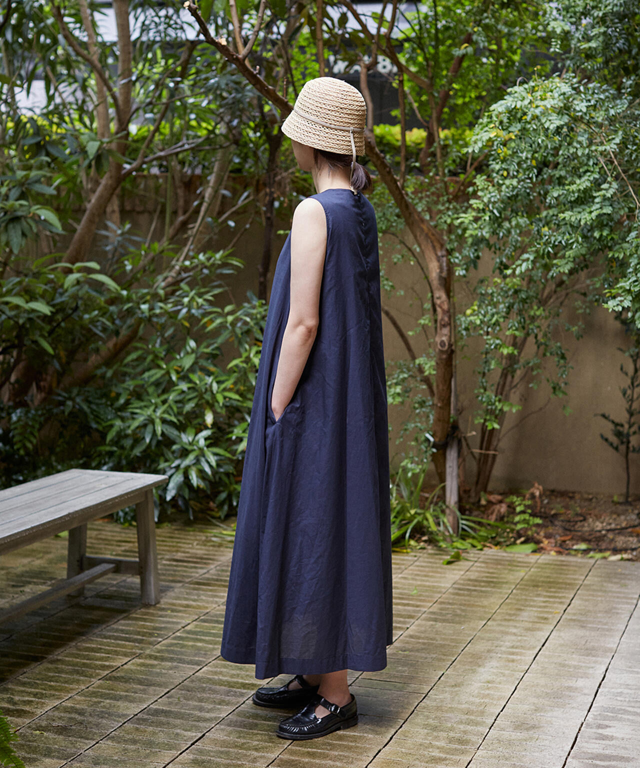 THE LIBRARY / COTTON LAWN ONE PIECE