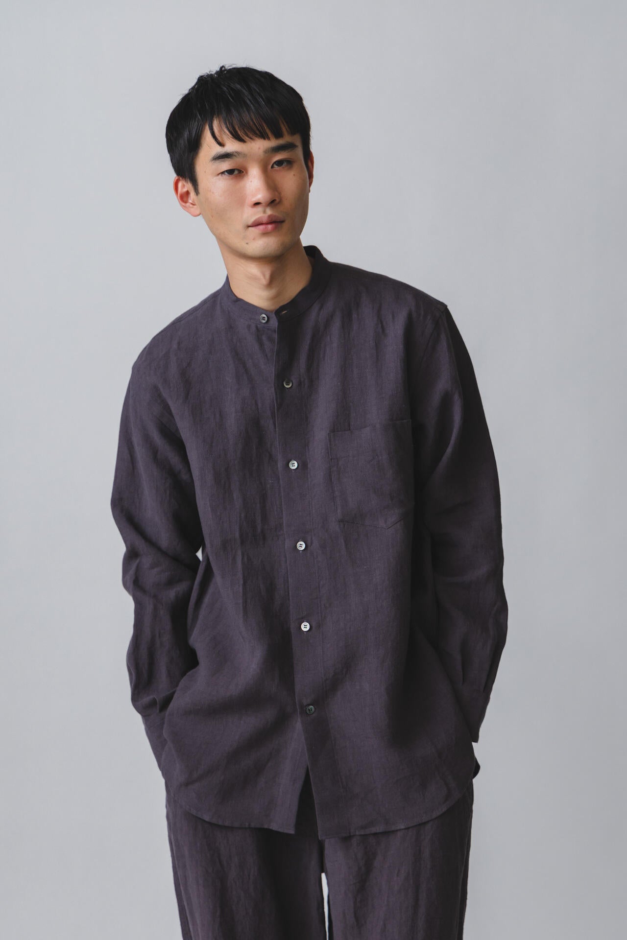 THE LIBRARY / [UNISEX] LINEN SHIRT