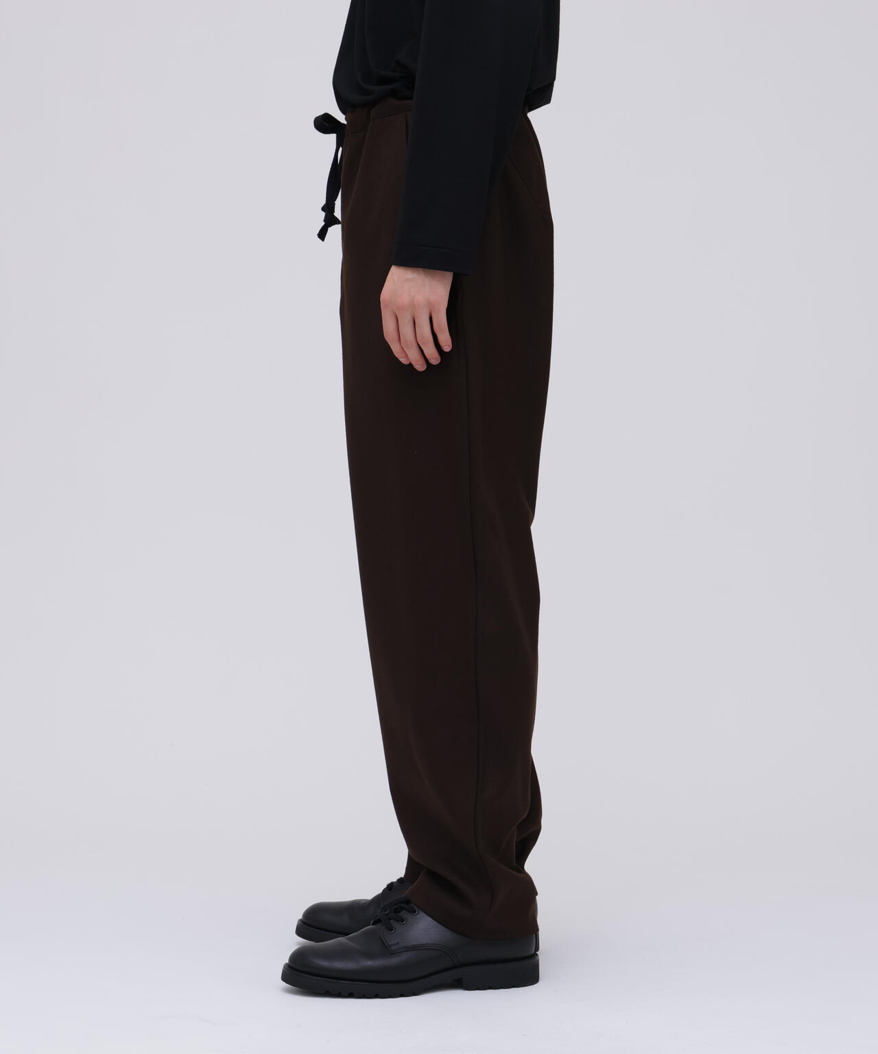 THE LIBRARY / [UNISEX] WOOL FLANNEL TAPERED TROUSERS