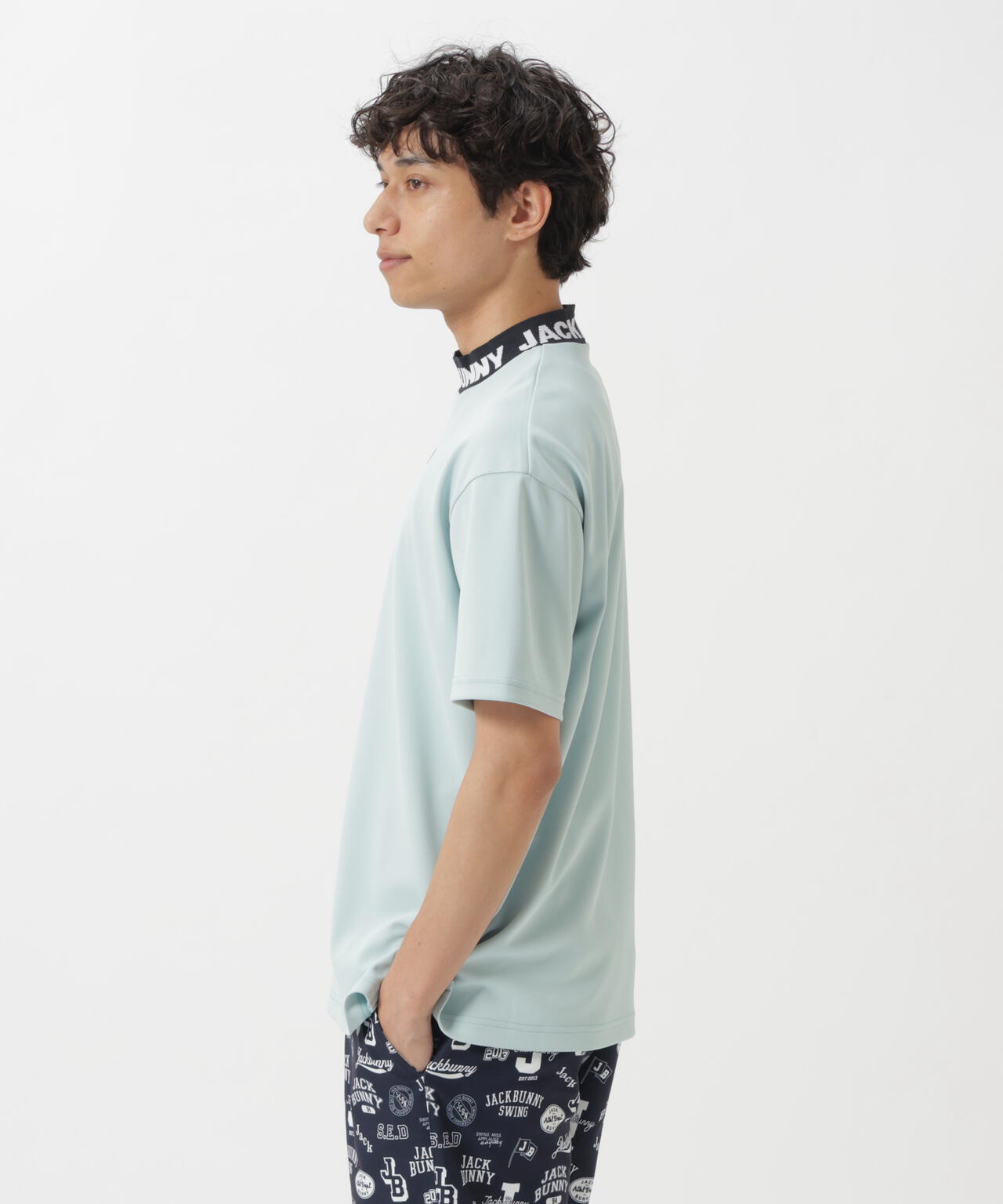 182cm C:84 W:71 H:89 着用サイズ：5