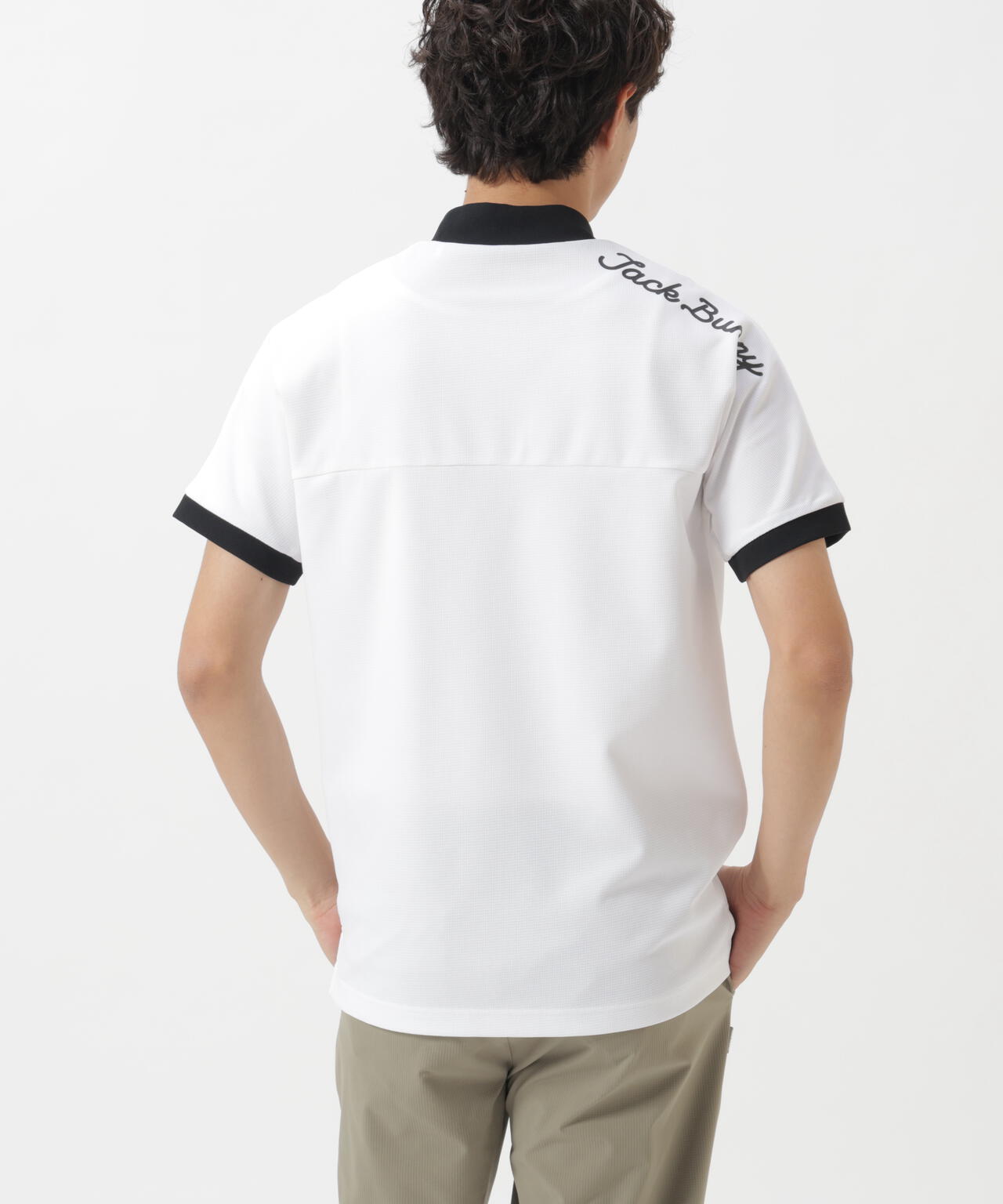 182cm C:84 W:71 H:89 着用サイズ：5