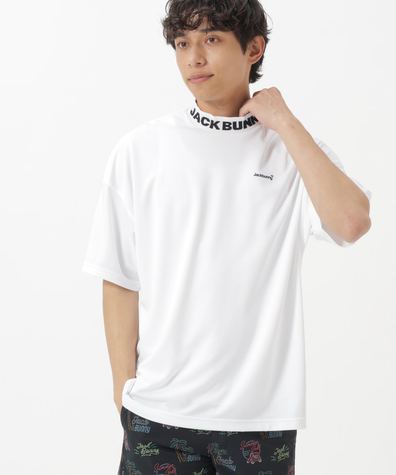 182cm C:84 W:71 H:89 着用サイズ：5