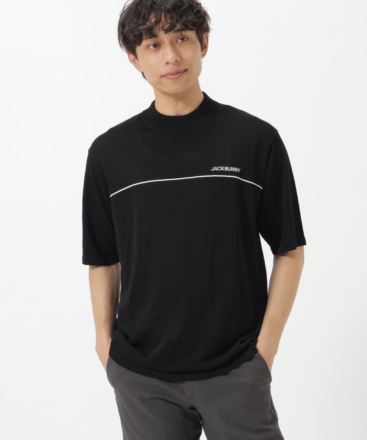 182cm C:84 W:71 H:89 着用サイズ：5