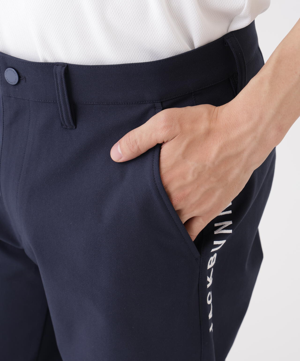 182cm C:84 W:71 H:89 着用サイズ：5