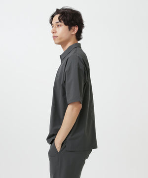 182cm C:84 W:71 H:89 着用サイズ：5