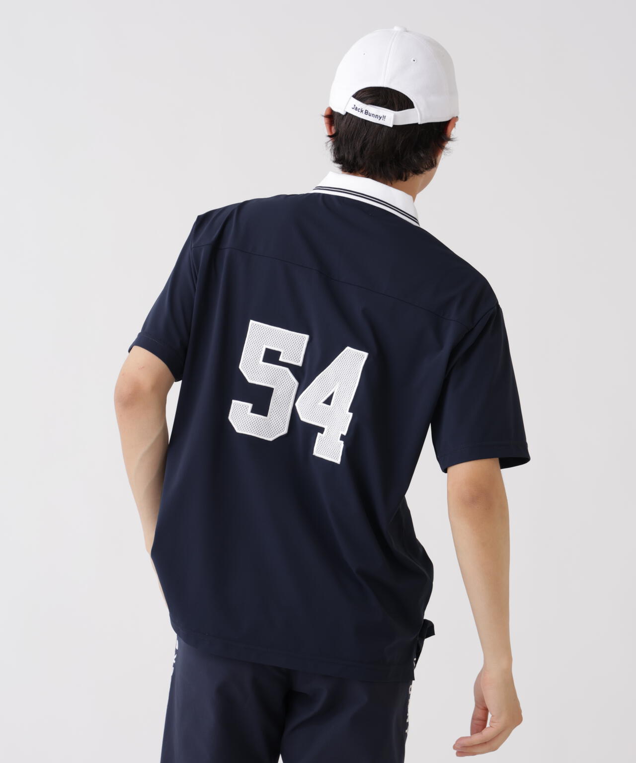 182cm C:84 W:71 H:89 着用サイズ：5
