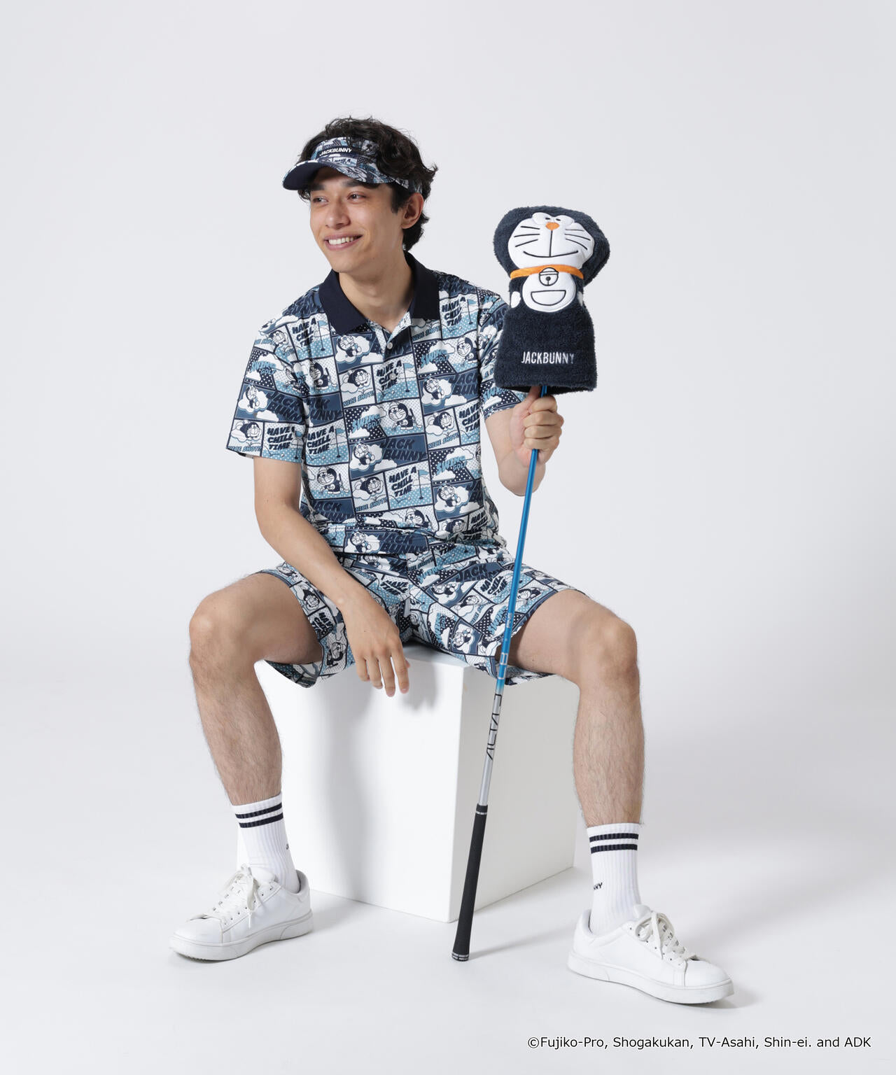 182cm C:84 W:71 H:89 着用サイズ：5