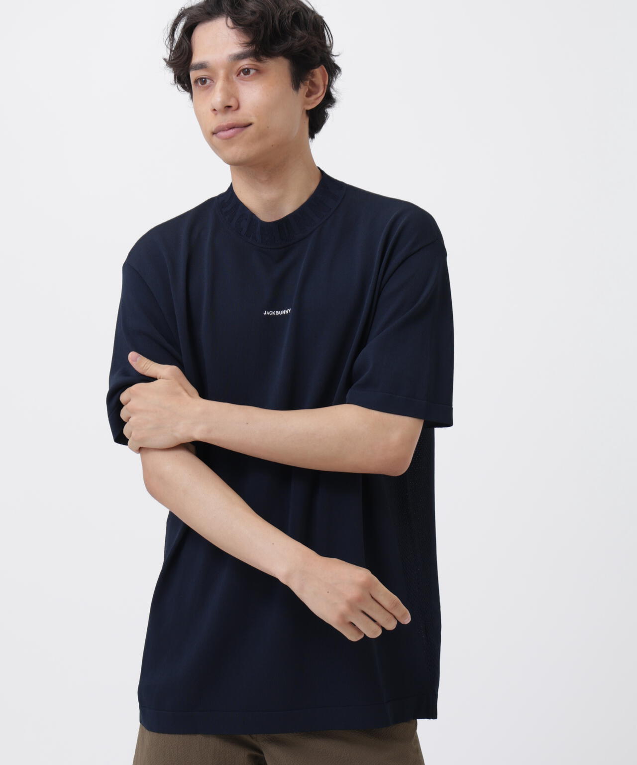 182cm C:84 W:71 H:89 着用サイズ：5