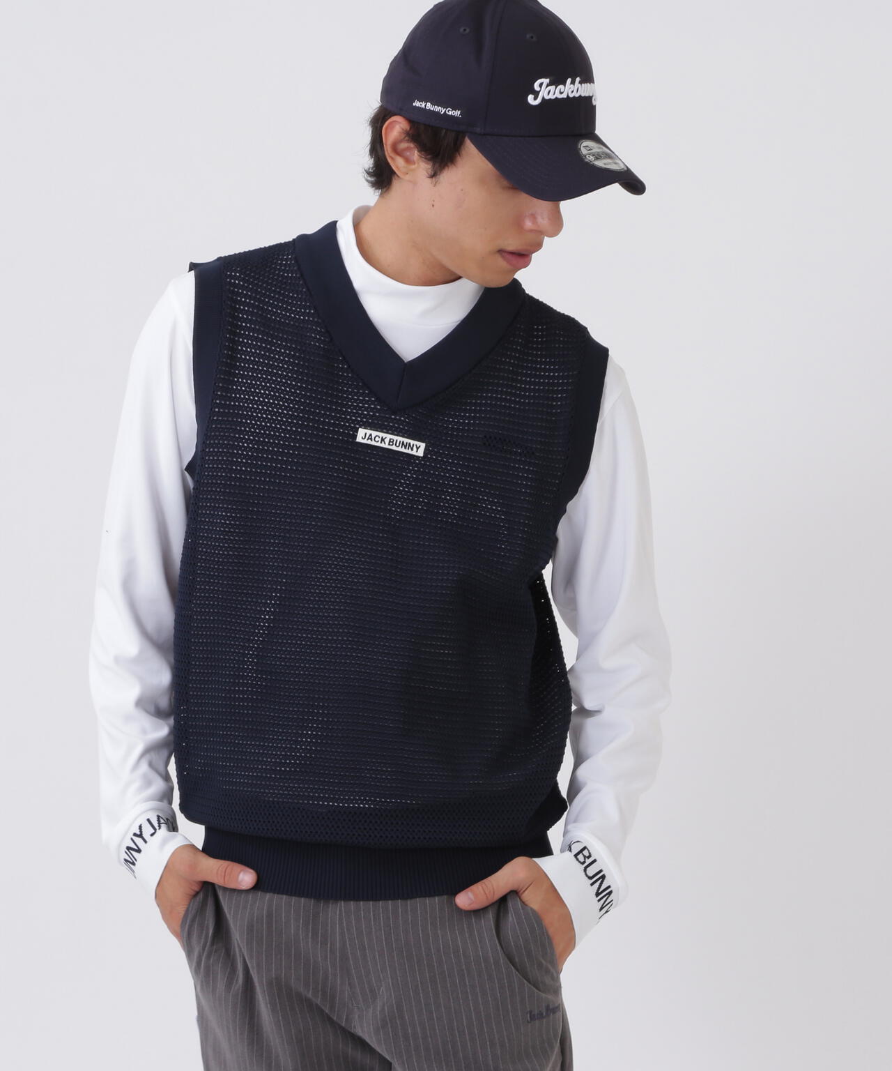 イージーケアキューブメッシュVネックニットベスト (MENS)