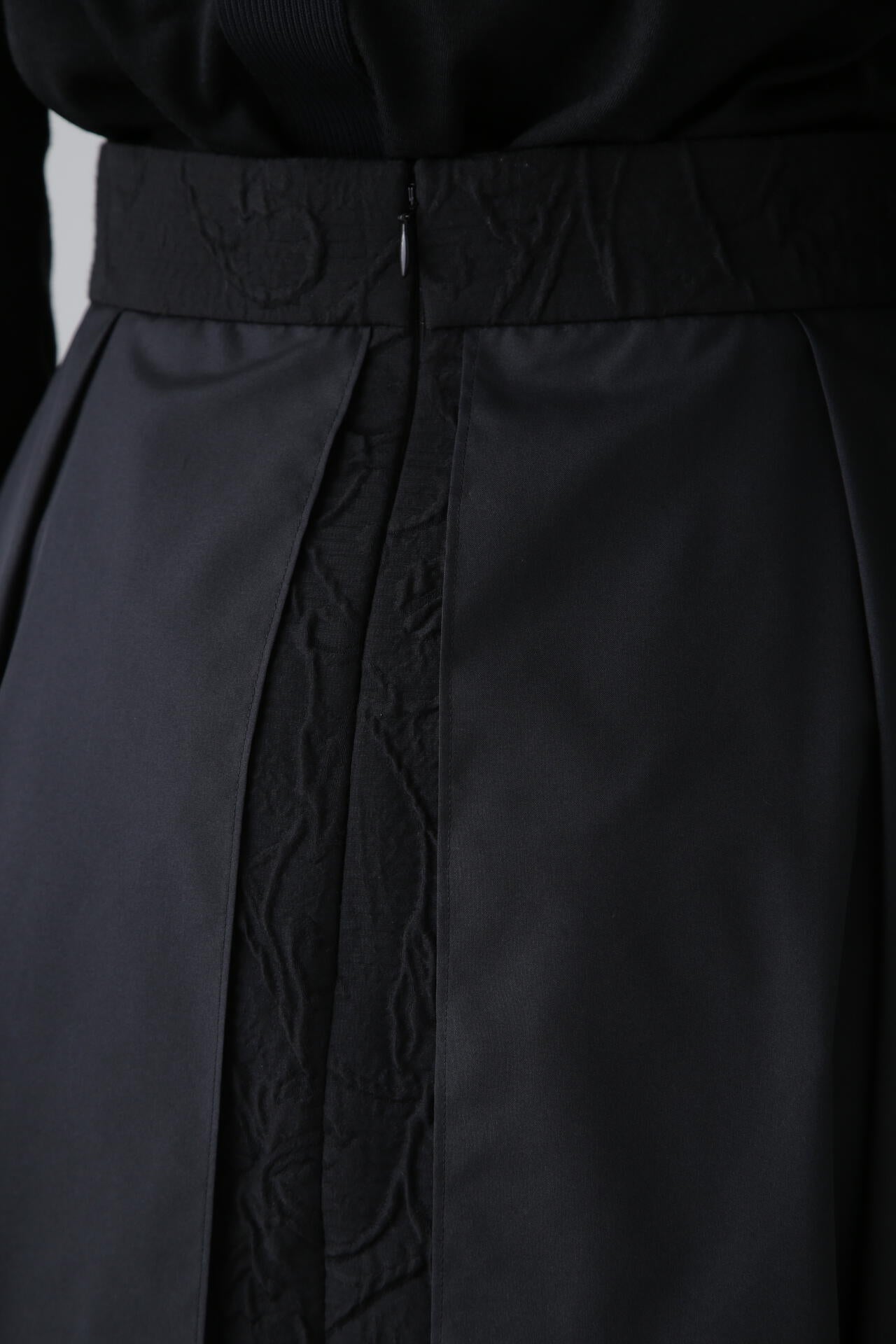 <BLACK LABEL> ドローイングジャガードスカート
