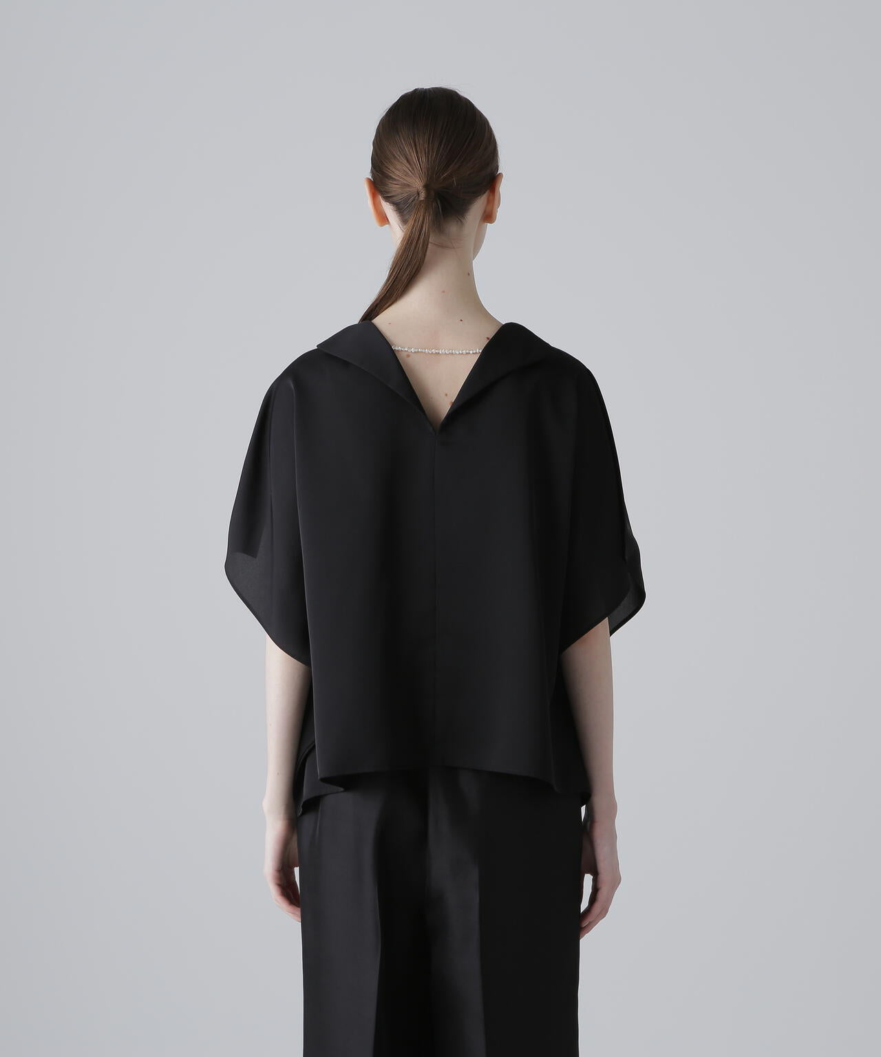 ＜BLACK LABEL＞シルキーツイルブラウス