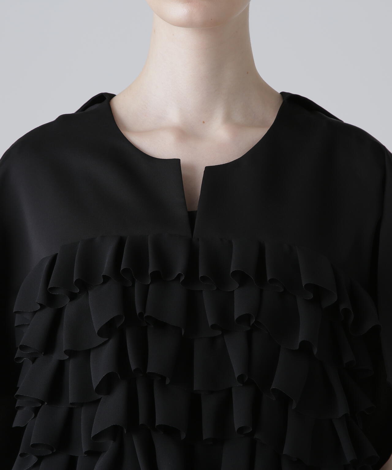 ＜BLACK LABEL＞シルキーツイルブラウス