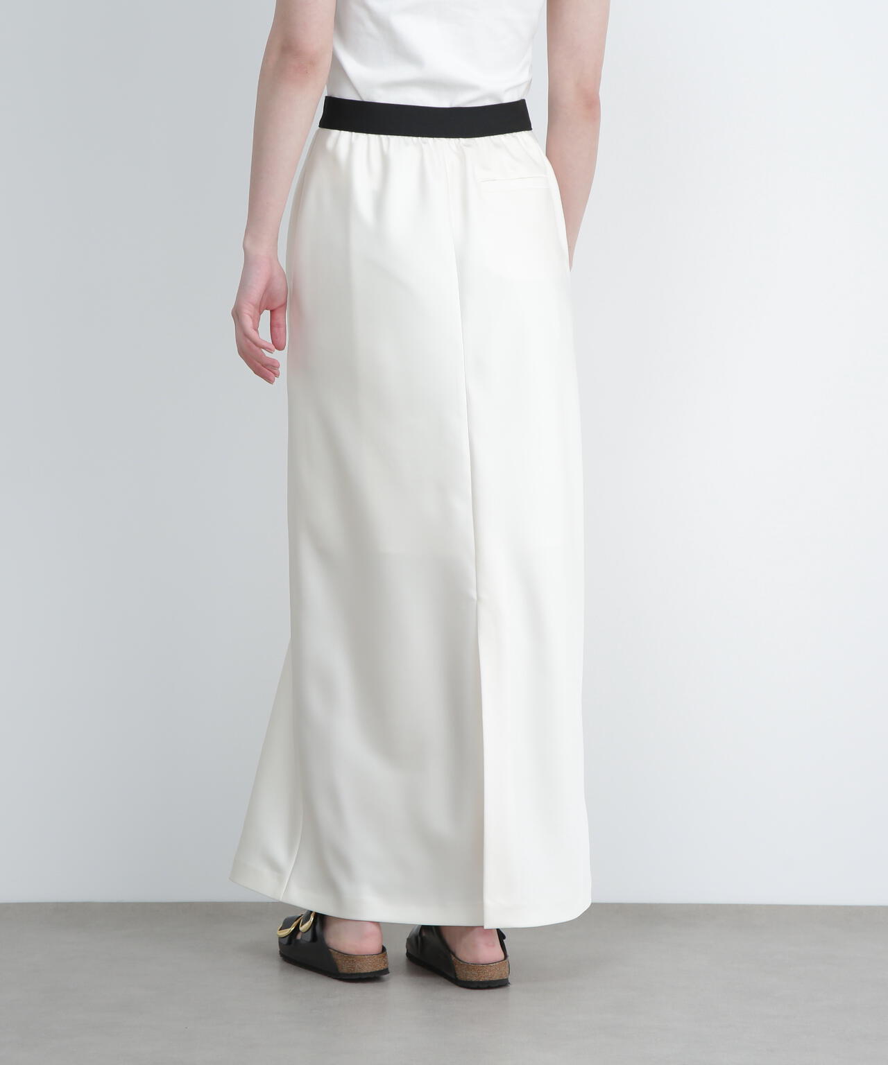 ＜UNiPH＞マットサテンスカート