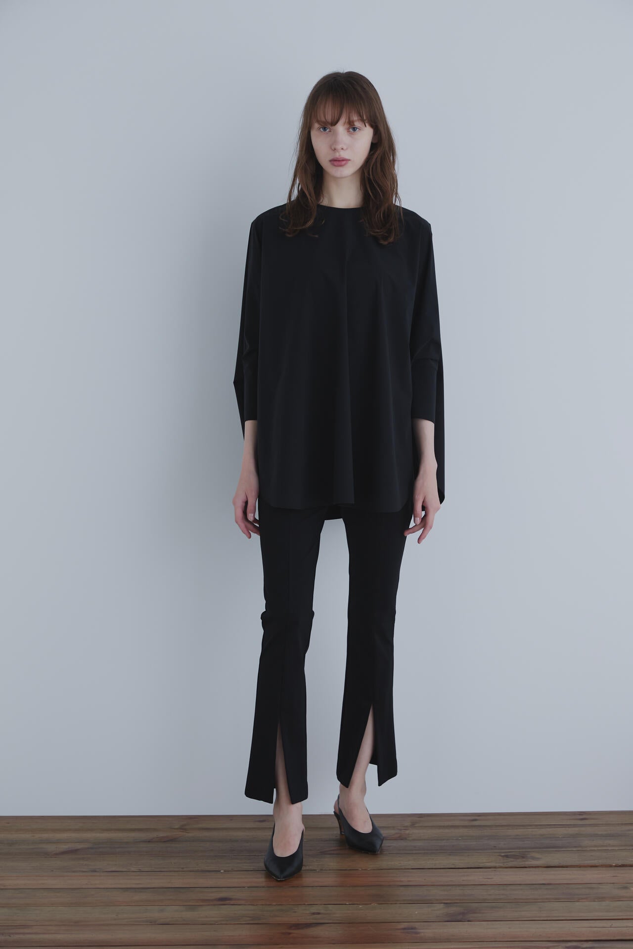 【EC限定】ハイストレッチフロントスリットパンツ（＋5cm丈）