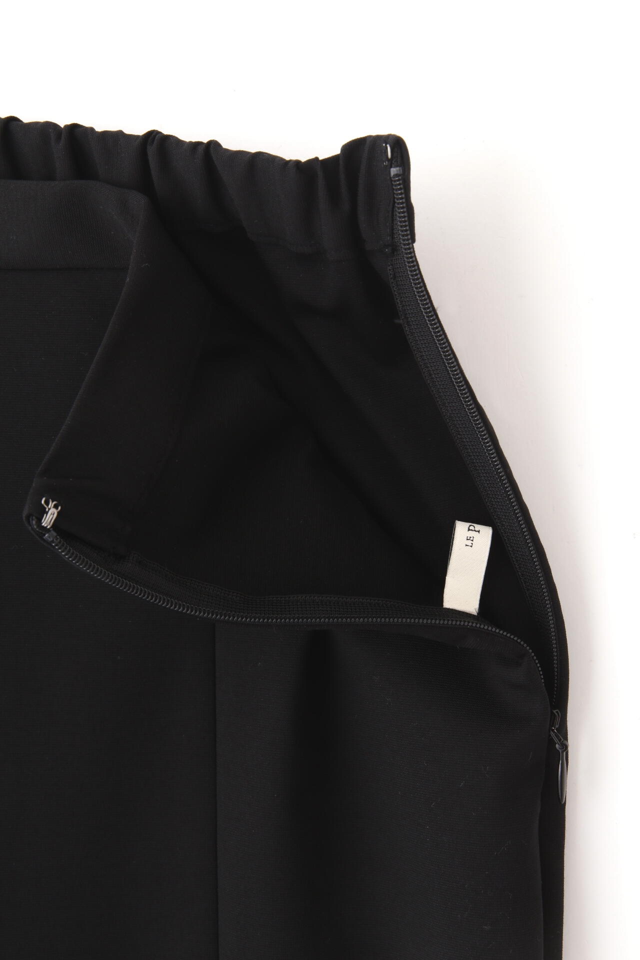 【EC限定】ハイストレッチフロントスリットパンツ（＋5cm丈）