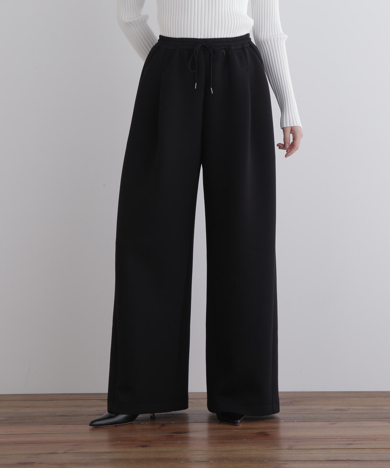 ダンボールワイドシルエットパンツ