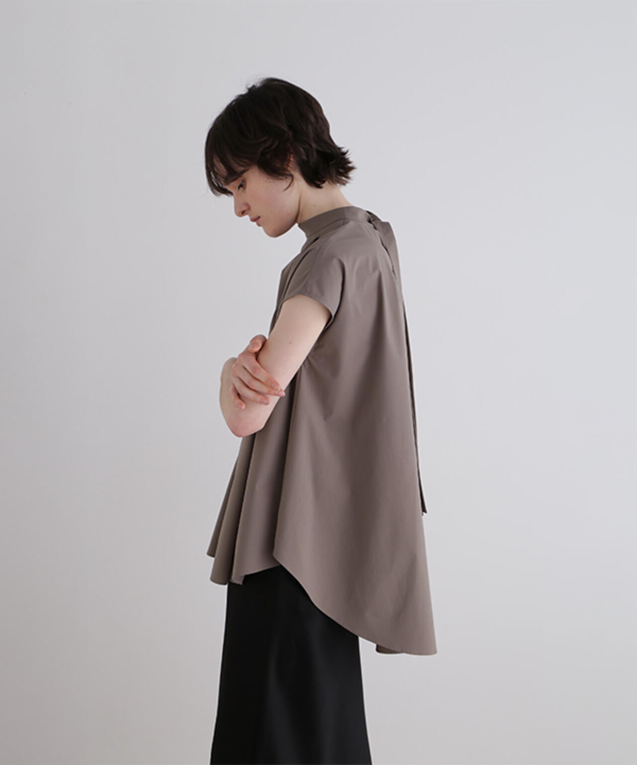 身長177ｃｍ　Ｂ８１　Ｗ５９　Ｈ８９ 着用サイズ：F