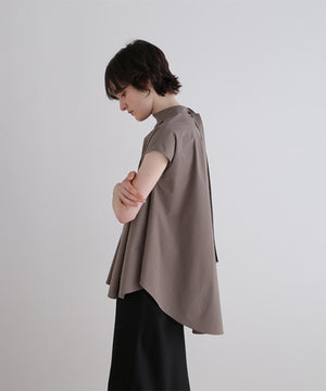 身長177ｃｍ　Ｂ８１　Ｗ５９　Ｈ８９ 着用サイズ：F