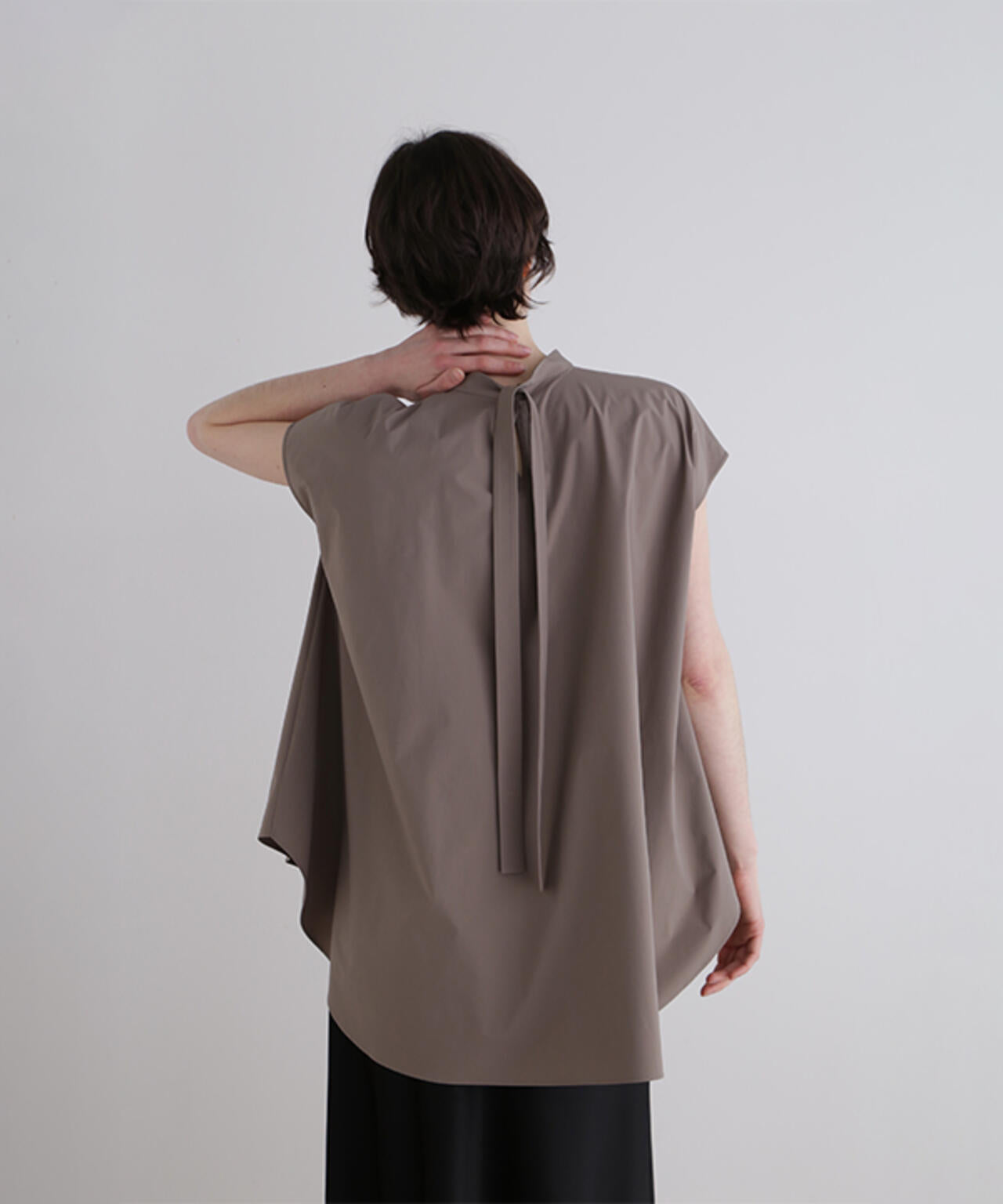 身長177ｃｍ　Ｂ８１　Ｗ５９　Ｈ８９ 着用サイズ：F