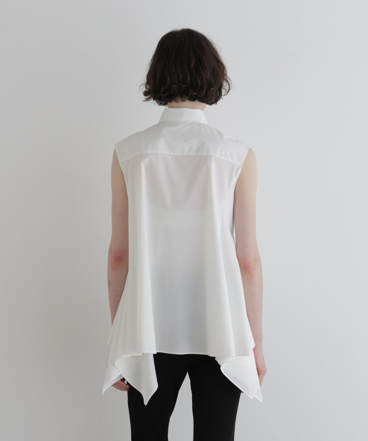 身長177ｃｍ　Ｂ８１　Ｗ５９　Ｈ８９ 着用サイズ：F
