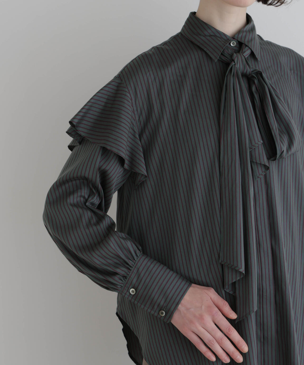 身長177ｃｍ　Ｂ８１　Ｗ５９　Ｈ８９ 着用サイズ：F