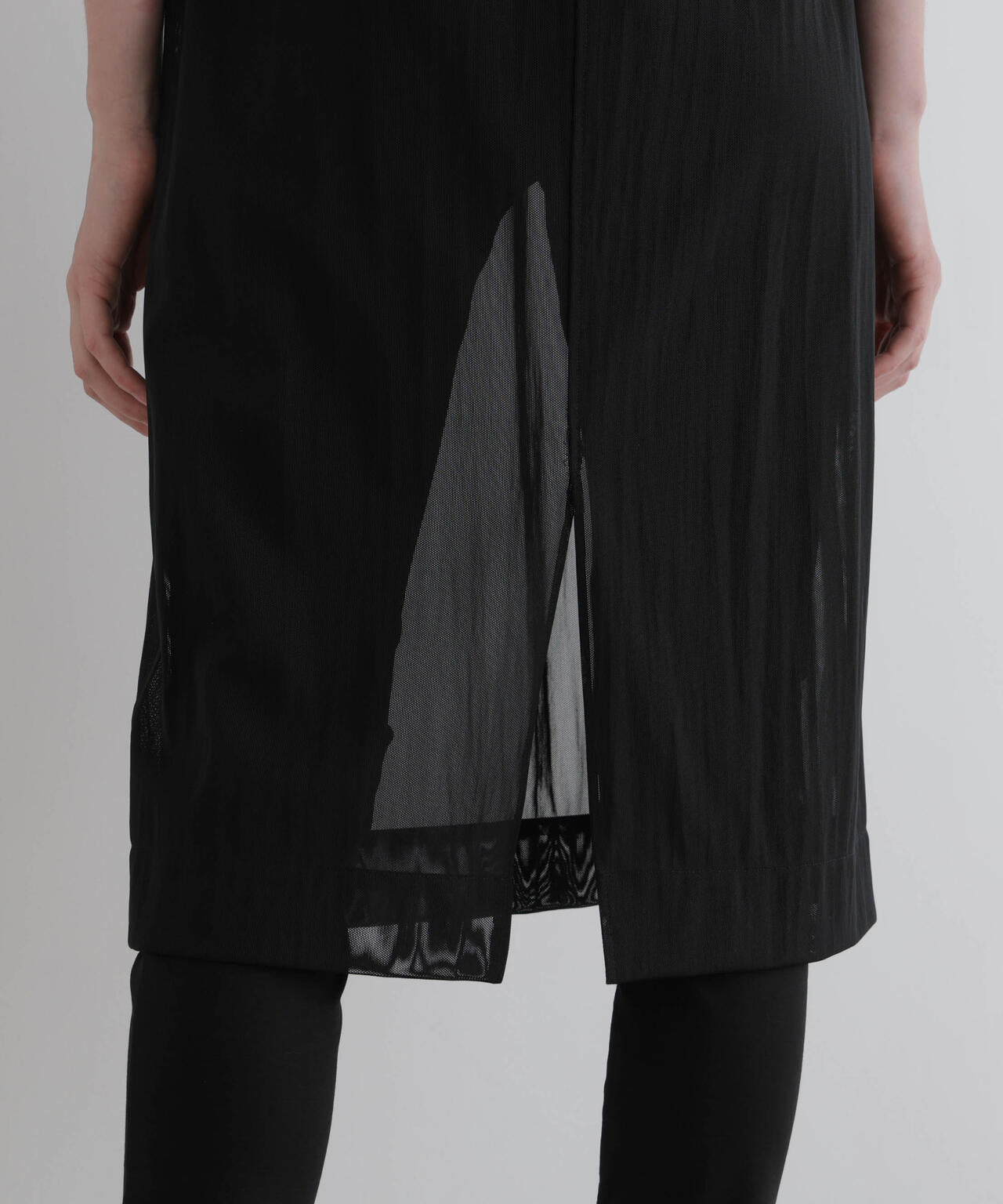 身長177ｃｍ　Ｂ８１　Ｗ５９　Ｈ８９ 着用サイズ：F